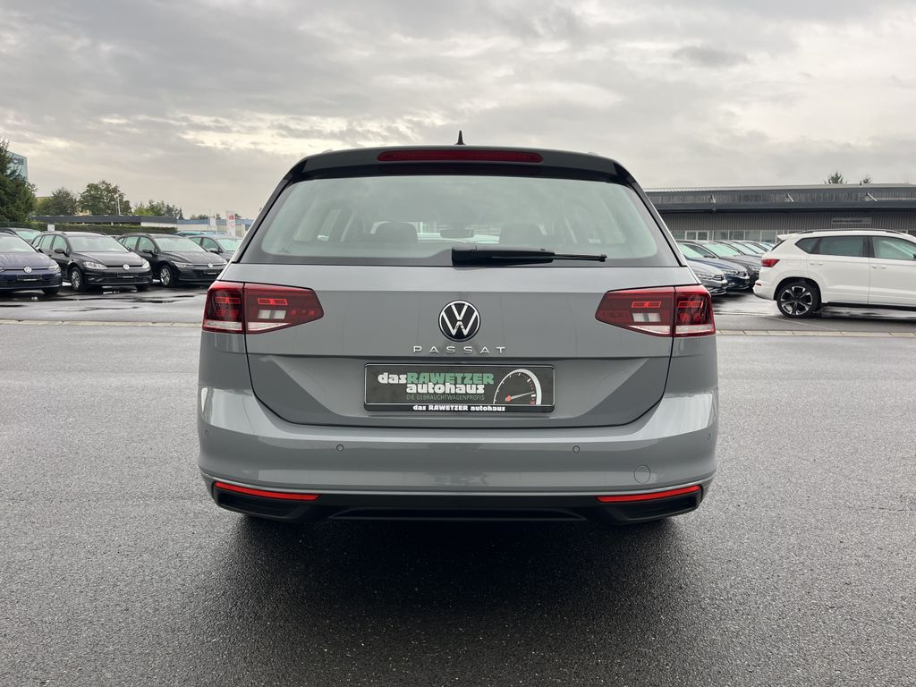 Volkswagen Passat Variant 2.0 TDI DSG Business 9