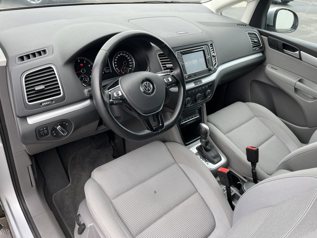 Volkswagen Sharan 1.4 TSI DSG Comfortline 12