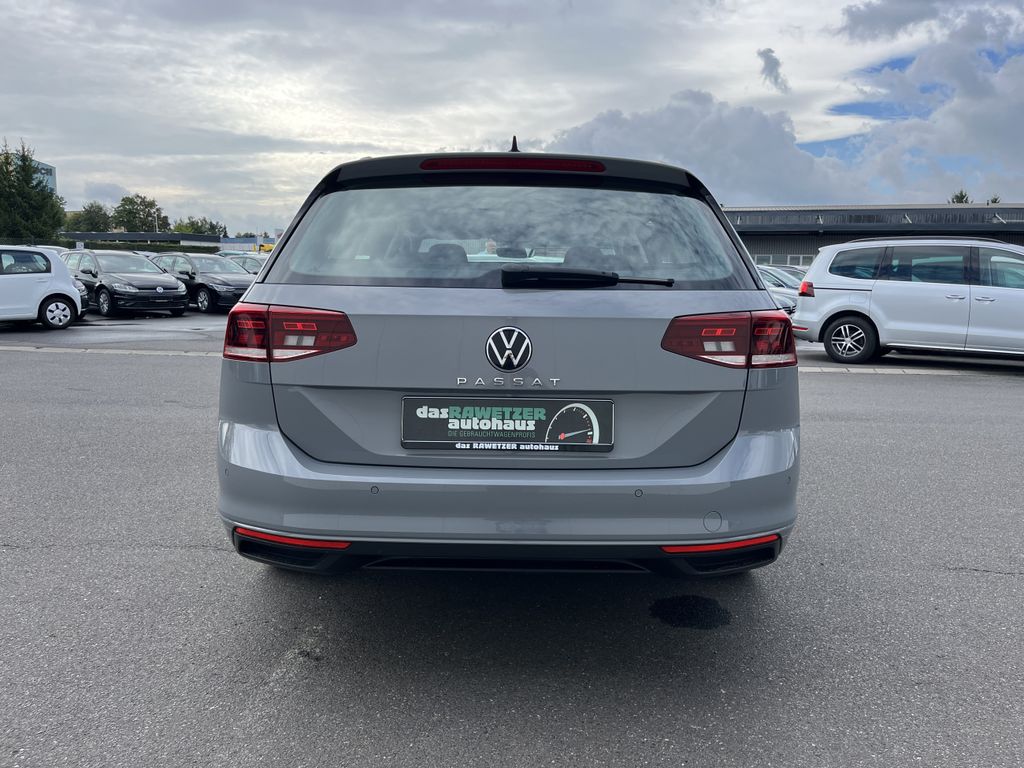 Volkswagen Passat Variant 1.5 TSI DSG R-Line Optik 1,99% Fi 9