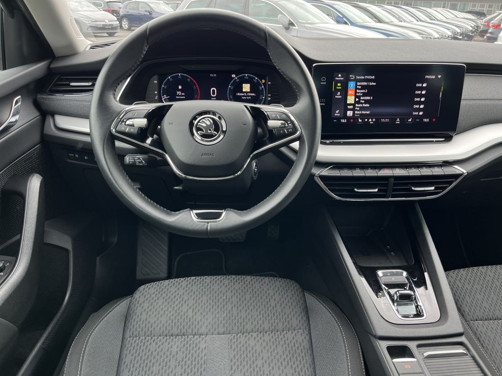 Skoda Octavia Combi 2.0 TDI DSG Style 16