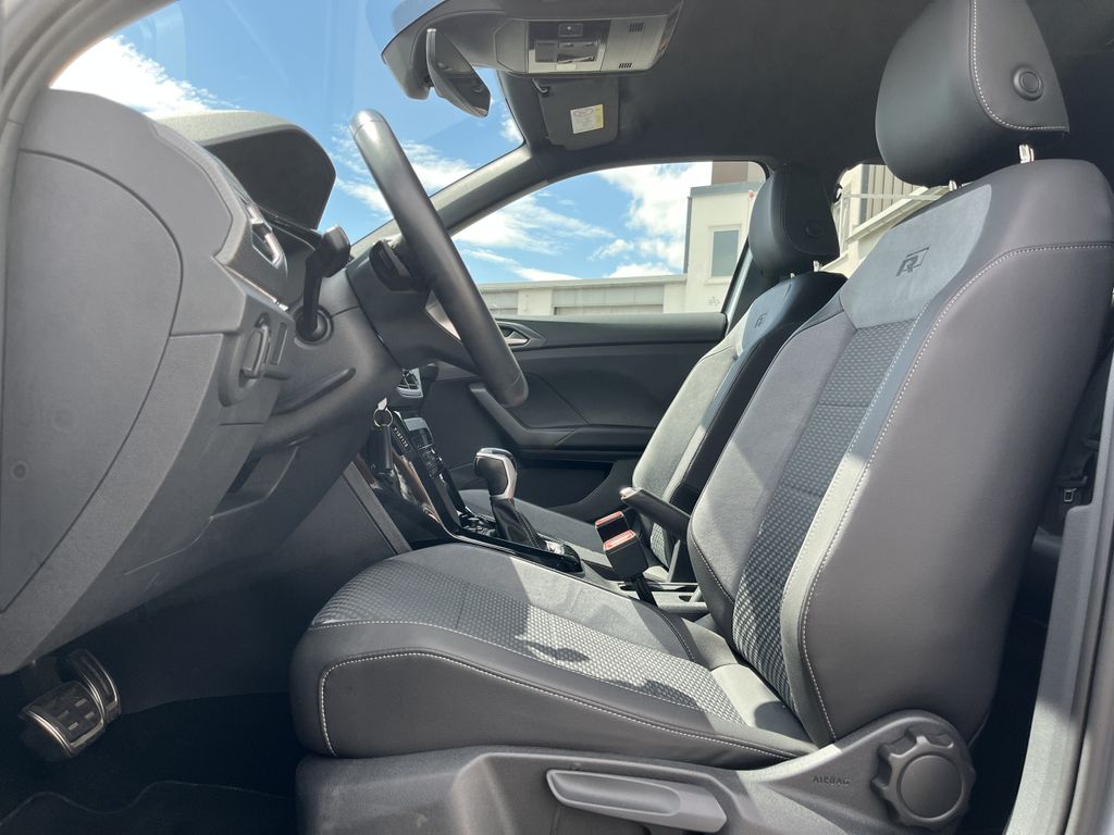 Volkswagen T-Cross 1.5 TSI DSG R-Line 13