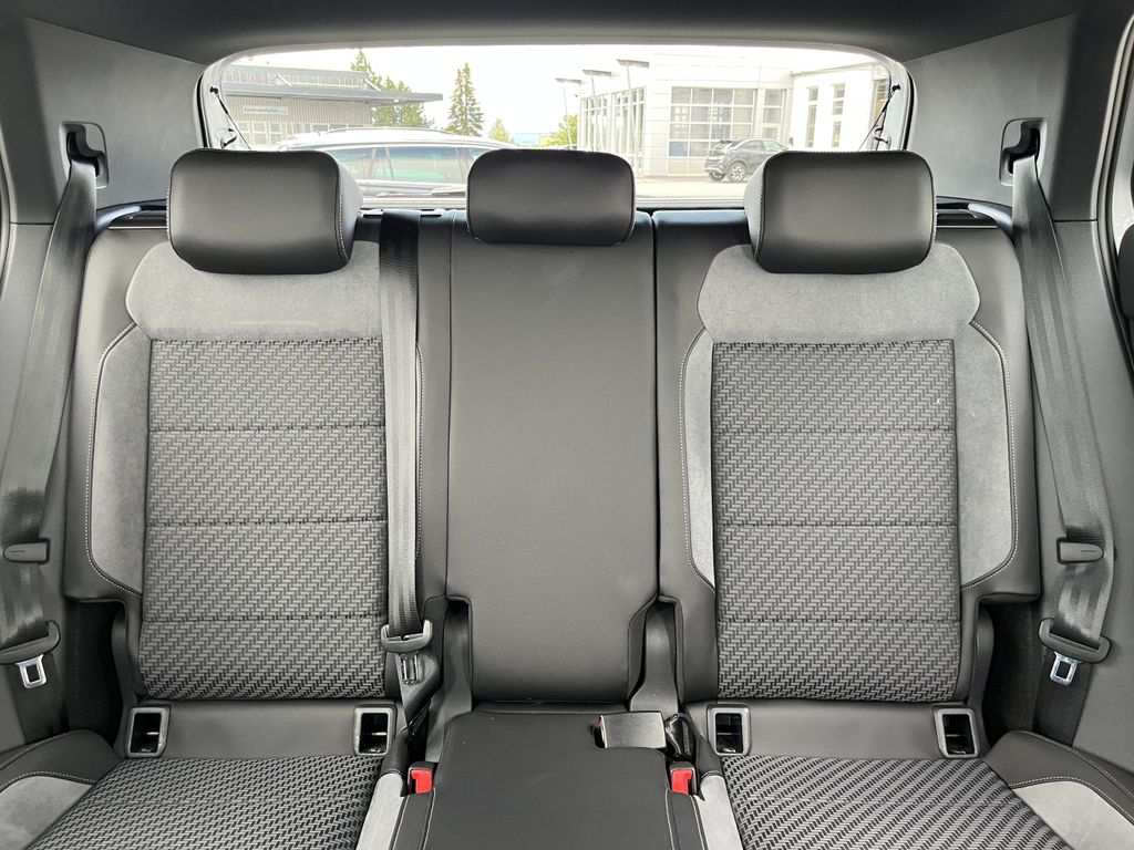 Volkswagen T-Cross 1.5 TSI DSG R-Line 18