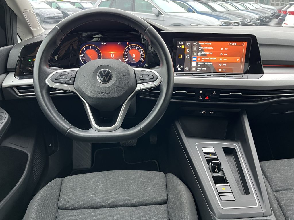 Volkswagen Golf Variant 2.0 TDI DSG Life 16