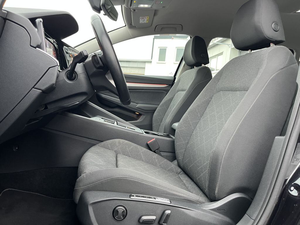 Volkswagen Golf Variant 2.0 TDI DSG Life 13