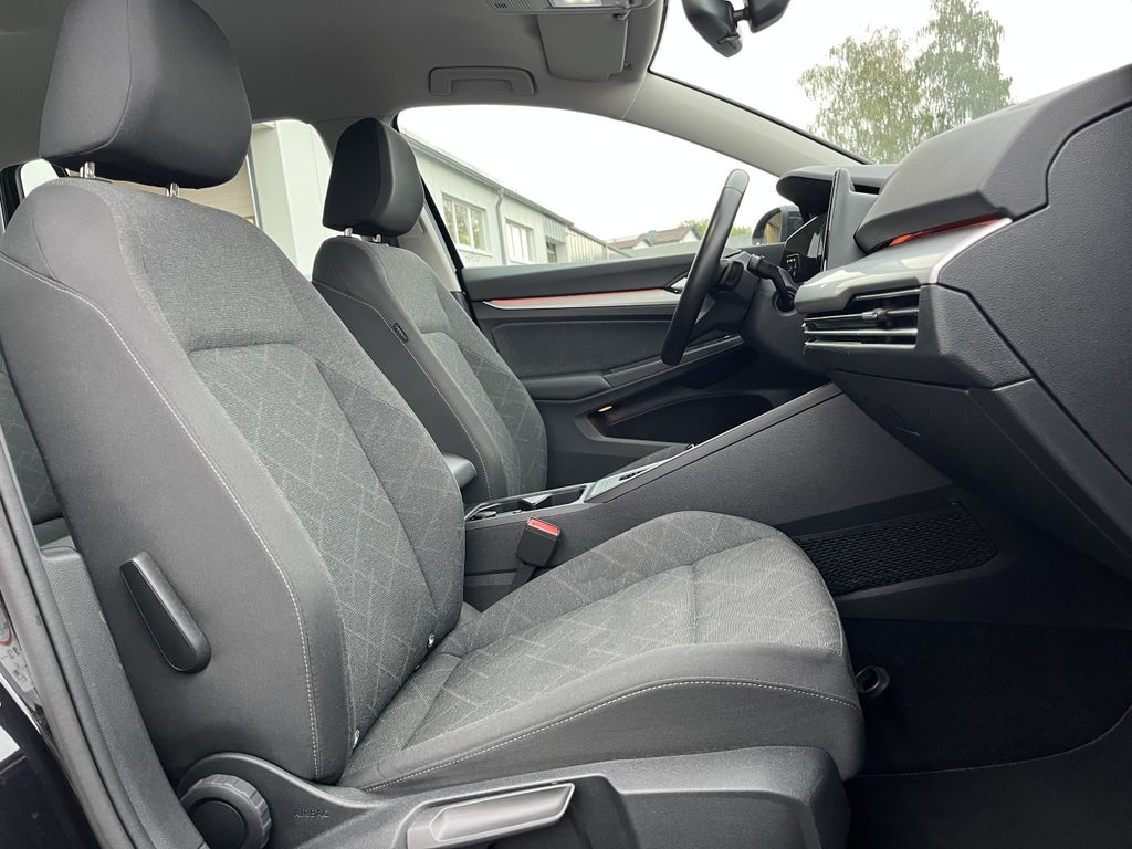 Volkswagen Golf Variant 2.0 TDI DSG Life 15