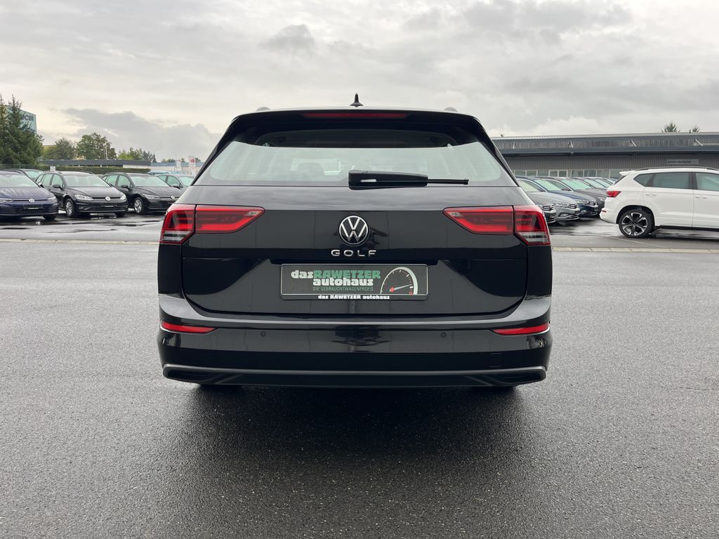 Volkswagen Golf Variant 2.0 TDI DSG Life 9