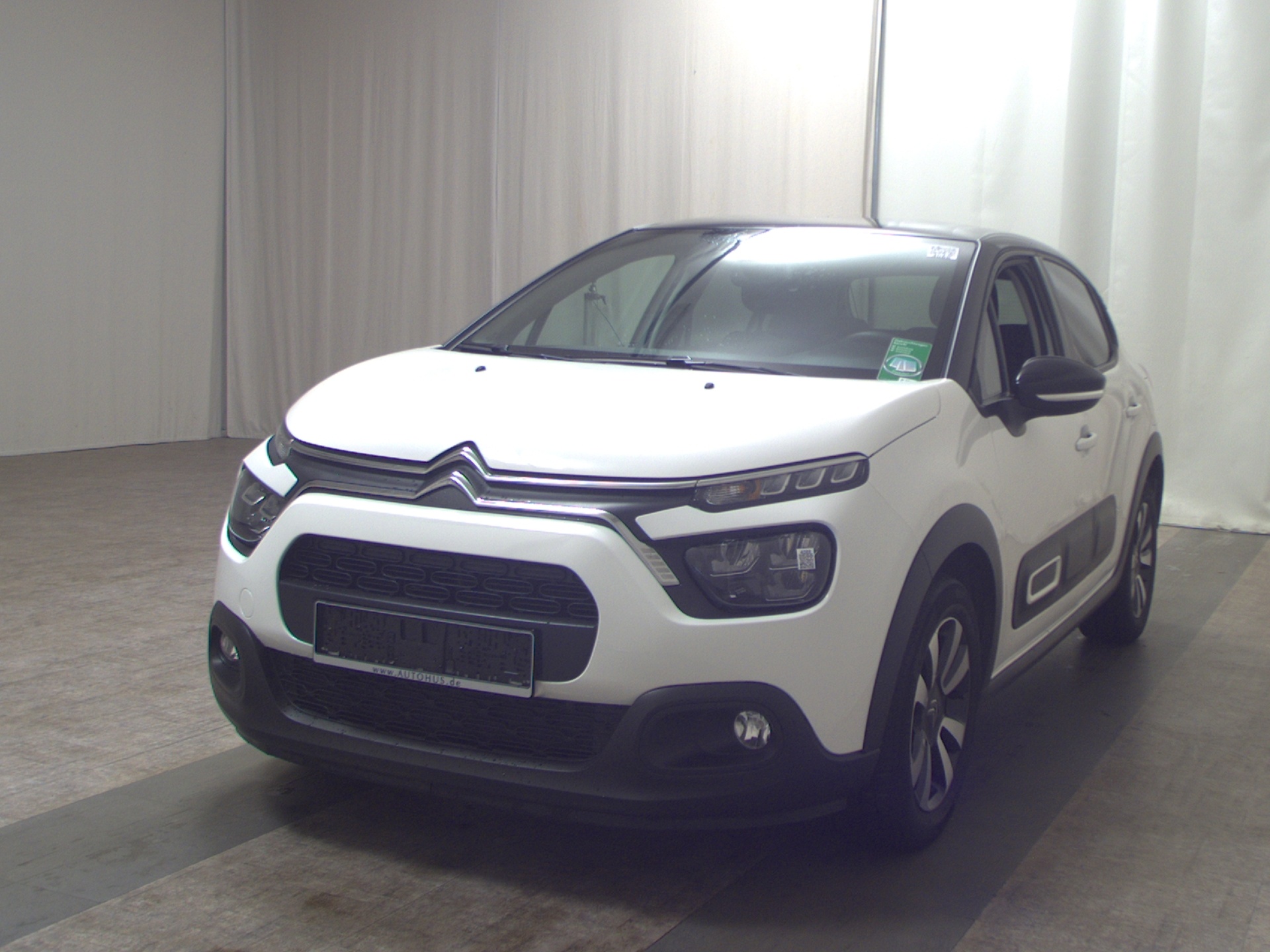 Citroën C3 1.2 PureTech Shine SHZ PDC LED Bluetooth DAB 2