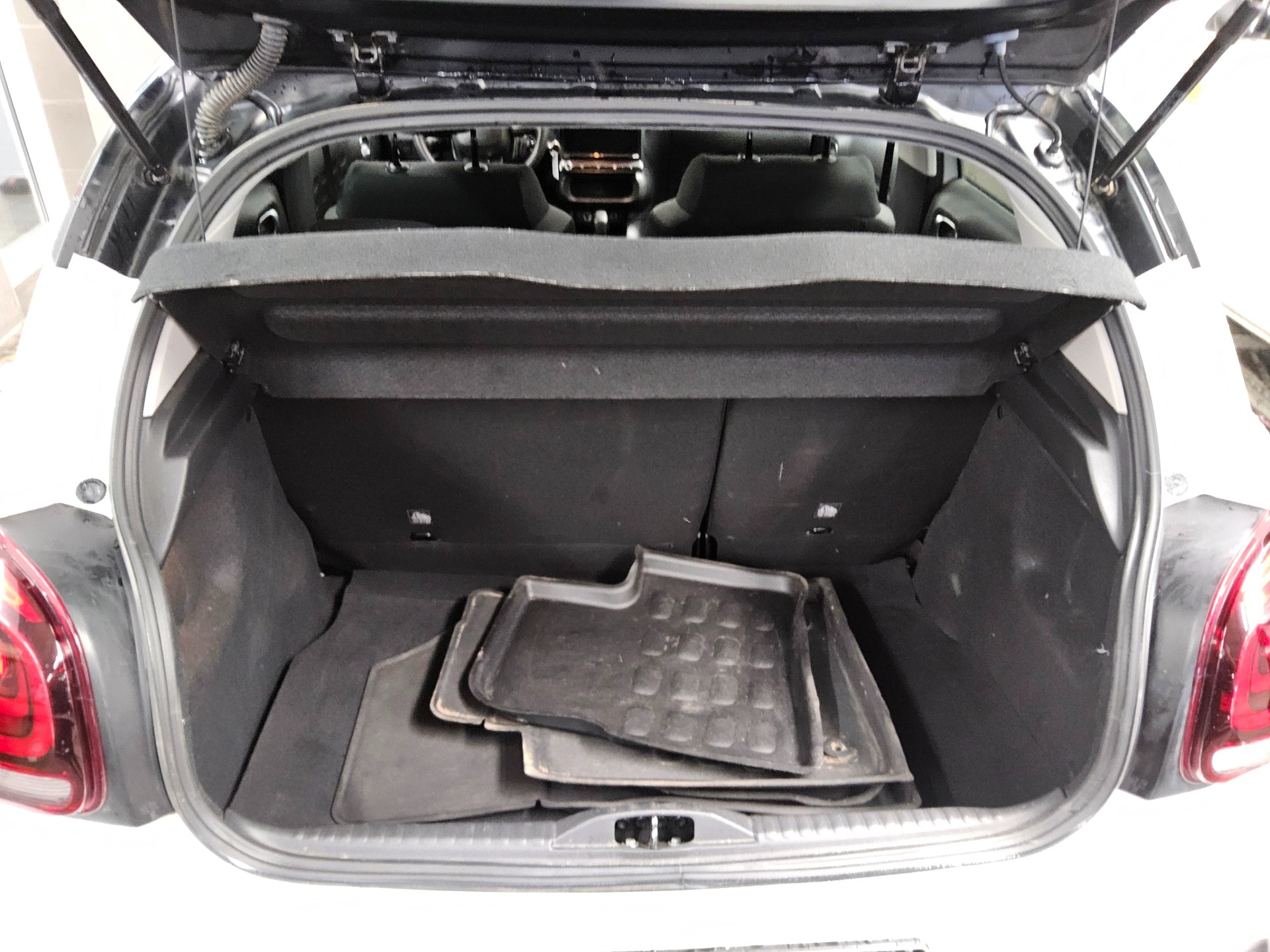 Citroën C3 1.2 PureTech Shine SHZ PDC LED Bluetooth DAB 11