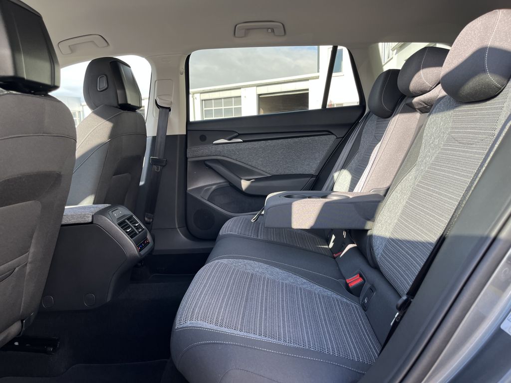 Skoda Superb Combi 2.0 TSI DSG Selection 17