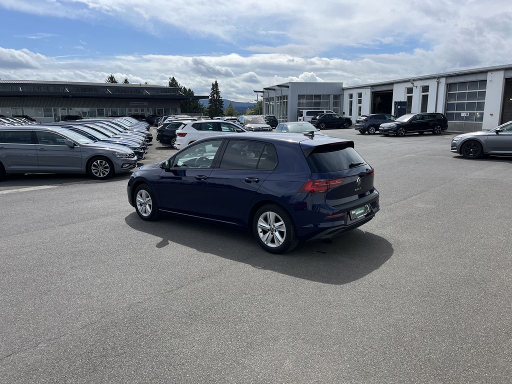 Volkswagen Golf 1.5 TSI Life 11