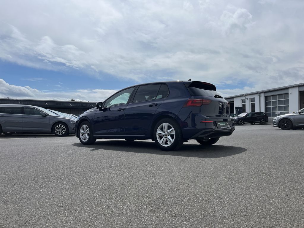 Volkswagen Golf 1.5 TSI Life 10
