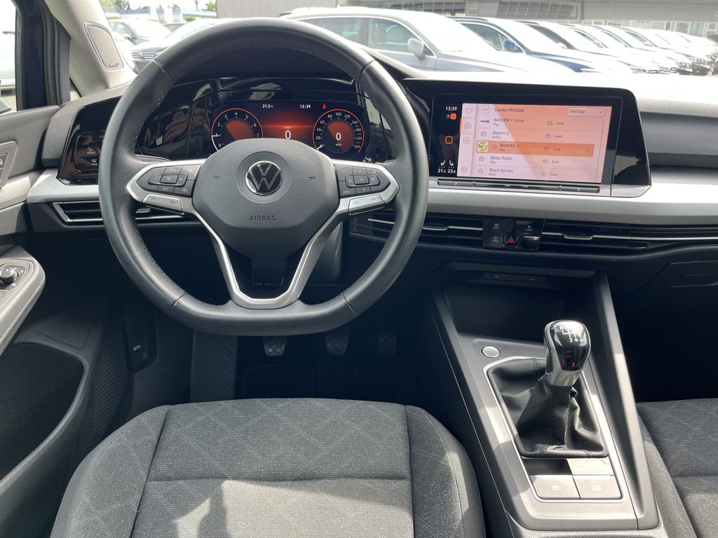 Volkswagen Golf 1.5 TSI Life 16