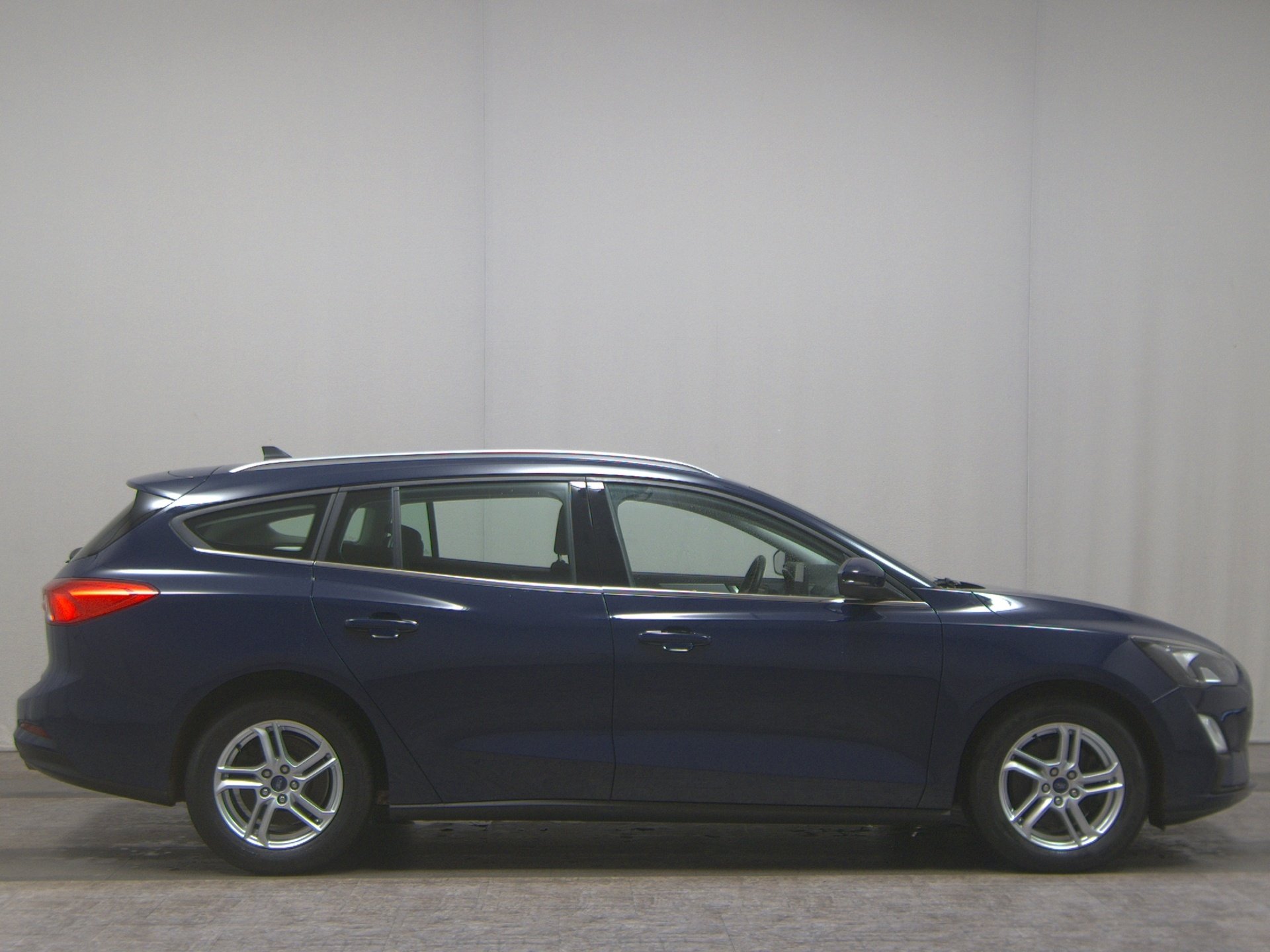 Ford Focus Turnier 1.5 EB Cool&Connect Navi LED RFK