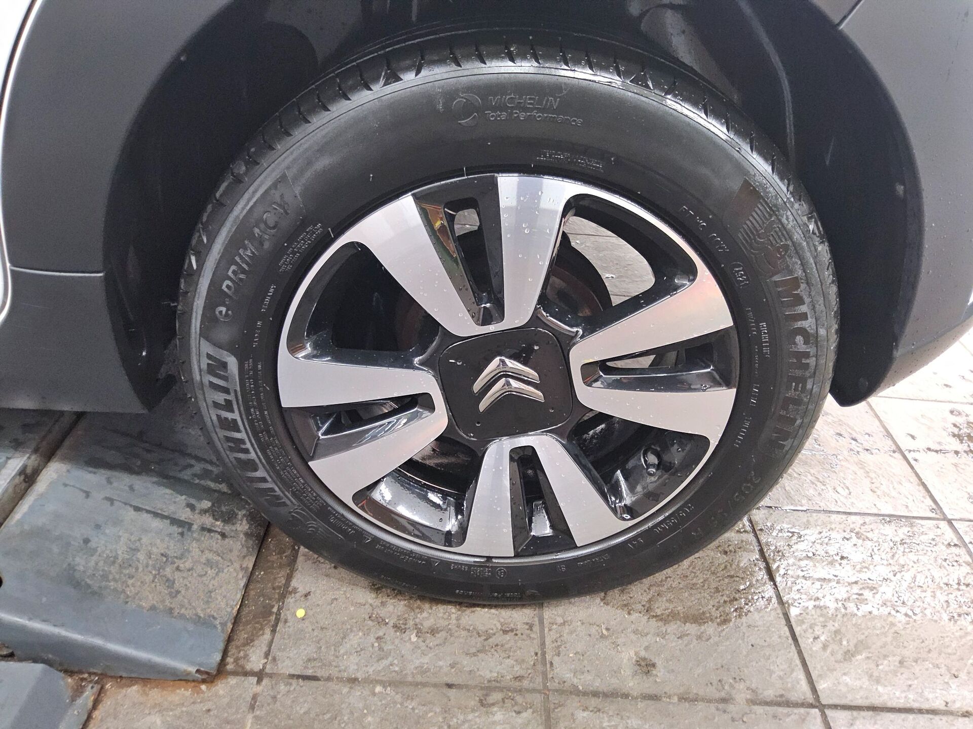 Citroën C3 1.2 PureTech Shine Shz LED BT DAB 10