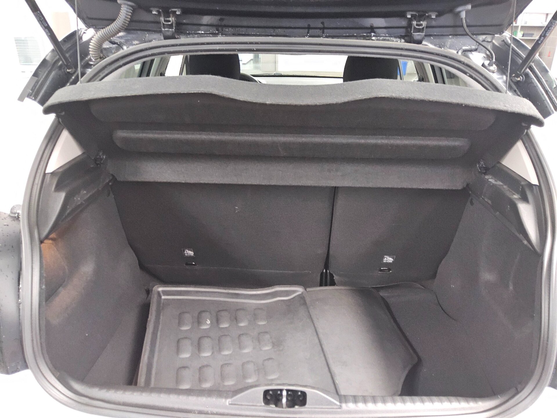 Citroën C3 1.2 PureTech Shine Shz LED BT DAB 11