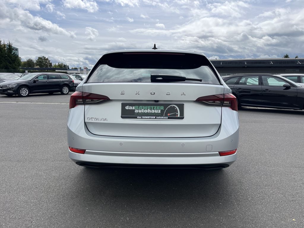 Skoda Octavia Combi 1.5 TSI Blackline 9