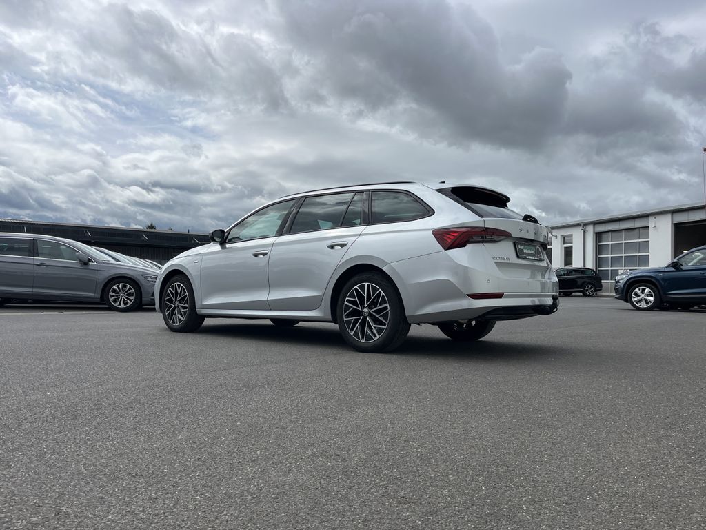 Skoda Octavia Combi 1.5 TSI Blackline 10