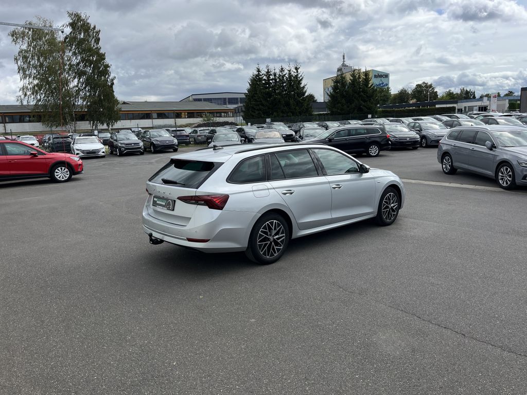 Skoda Octavia Combi 1.5 TSI Blackline 8