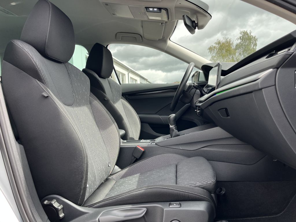 Skoda Octavia Combi 1.5 TSI Blackline 15