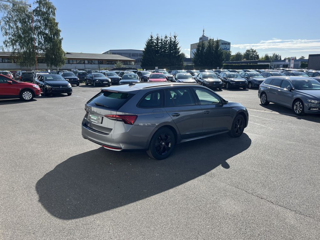 Skoda Octavia Combi 2.0 TDI DSG Ambition 8
