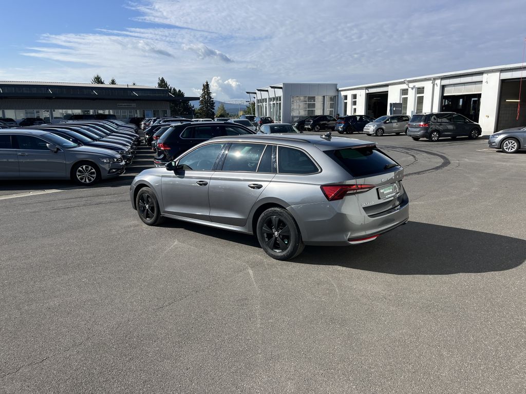 Skoda Octavia Combi 2.0 TDI DSG Ambition 11