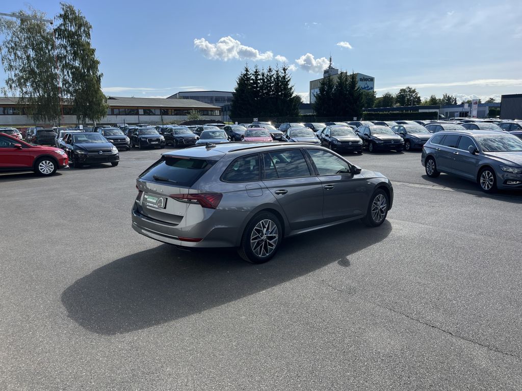 Skoda Octavia Combi 2.0 TDI DSG 4x4 Ambition 8