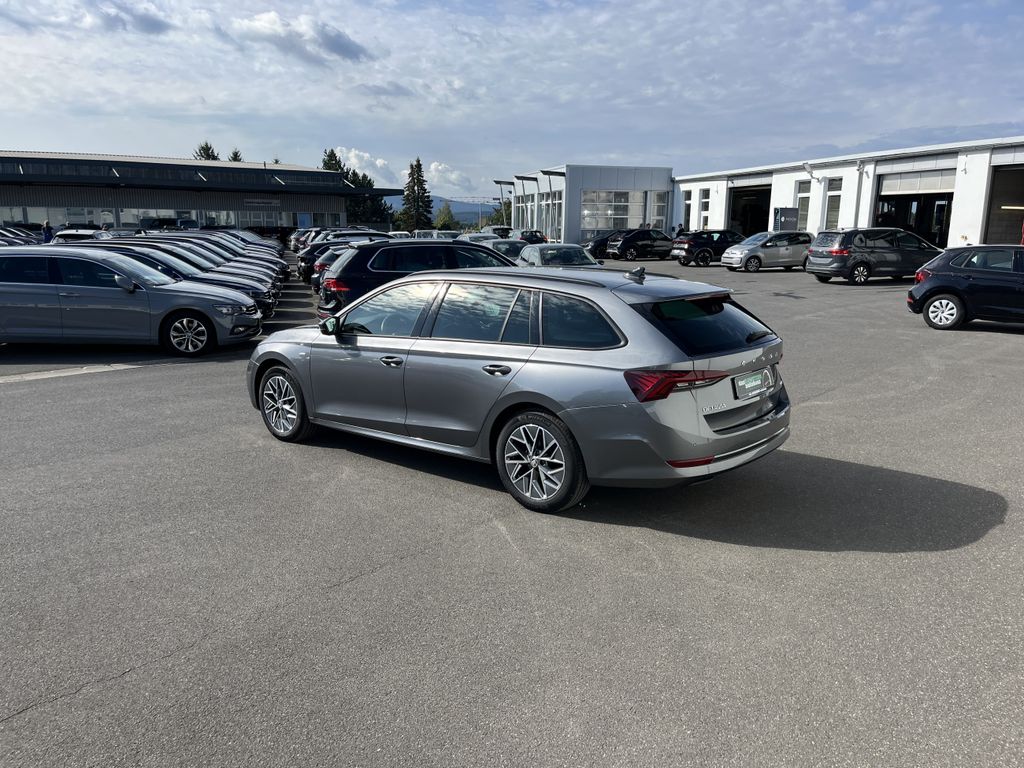 Skoda Octavia Combi 2.0 TDI DSG 4x4 Ambition 11