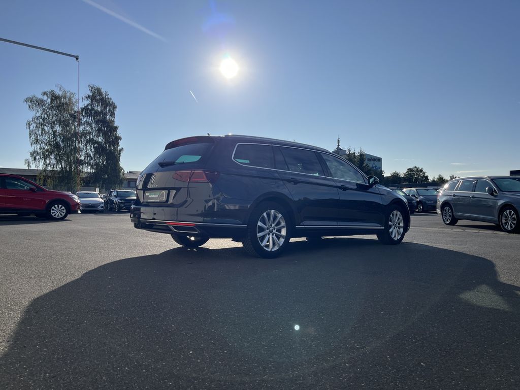 Volkswagen Passat Variant 2.0 TDI DSG Elegance 7