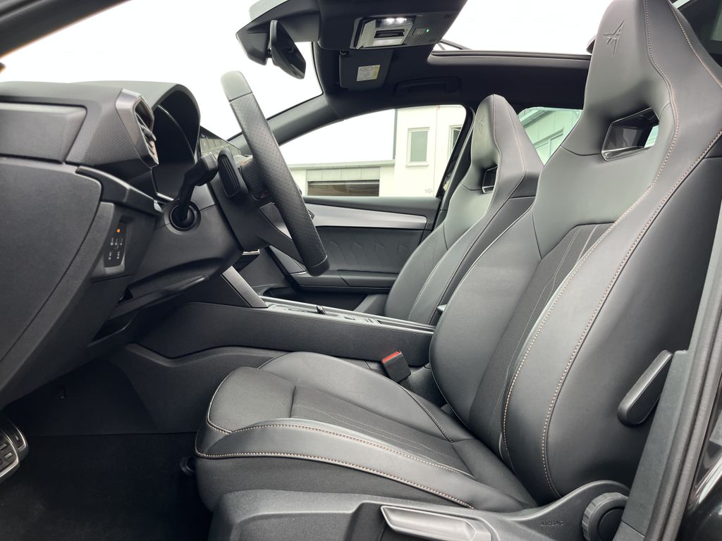 Cupra Leon SP 2.0 TSI DSG VZ 13
