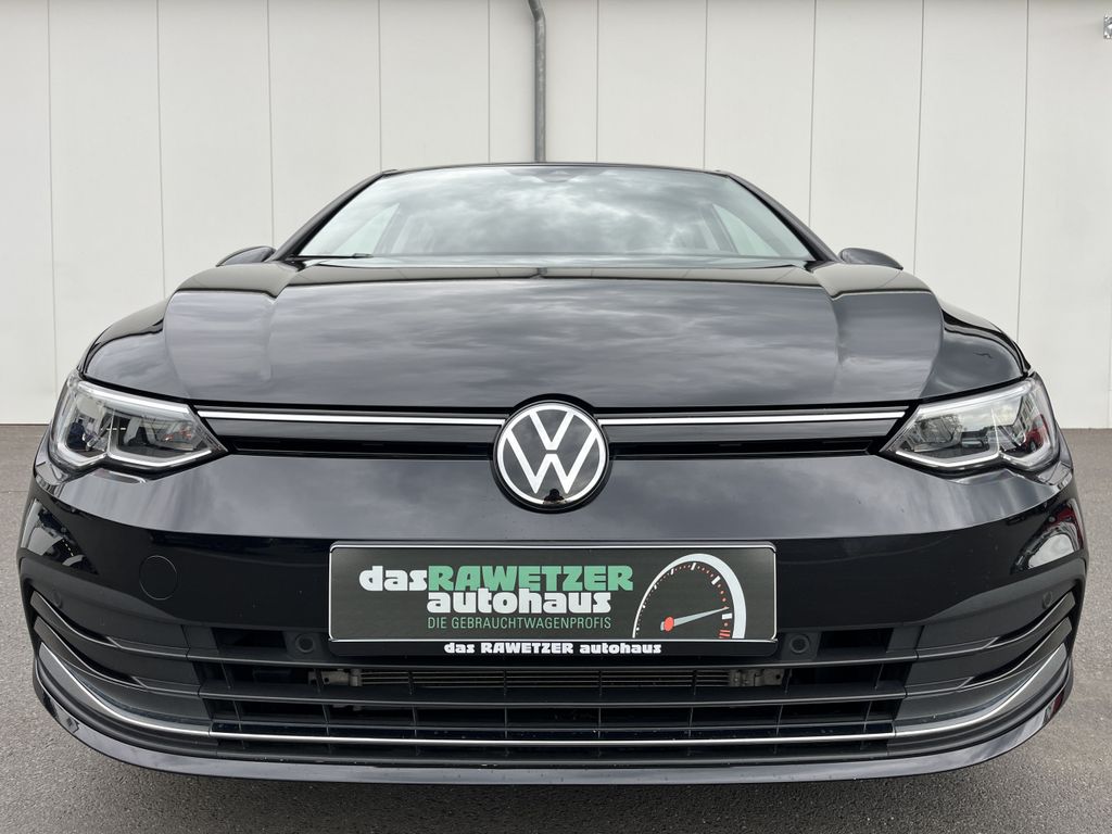 Volkswagen Golf 1.5 TSI Life MOVE 4