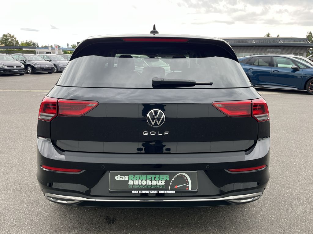 Volkswagen Golf 1.5 TSI Life MOVE 9