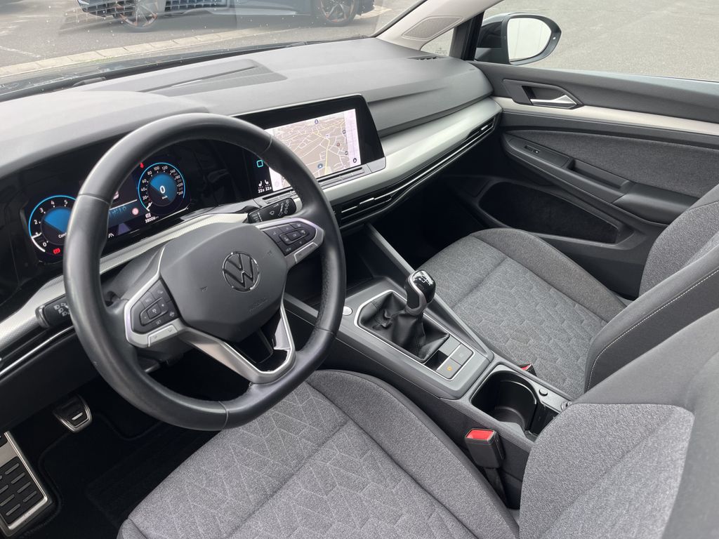 Volkswagen Golf 1.5 TSI Life MOVE 12