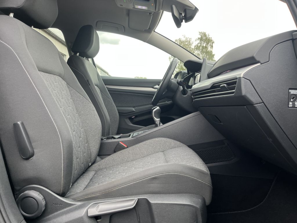 Volkswagen Golf 1.5 TSI Life MOVE 15