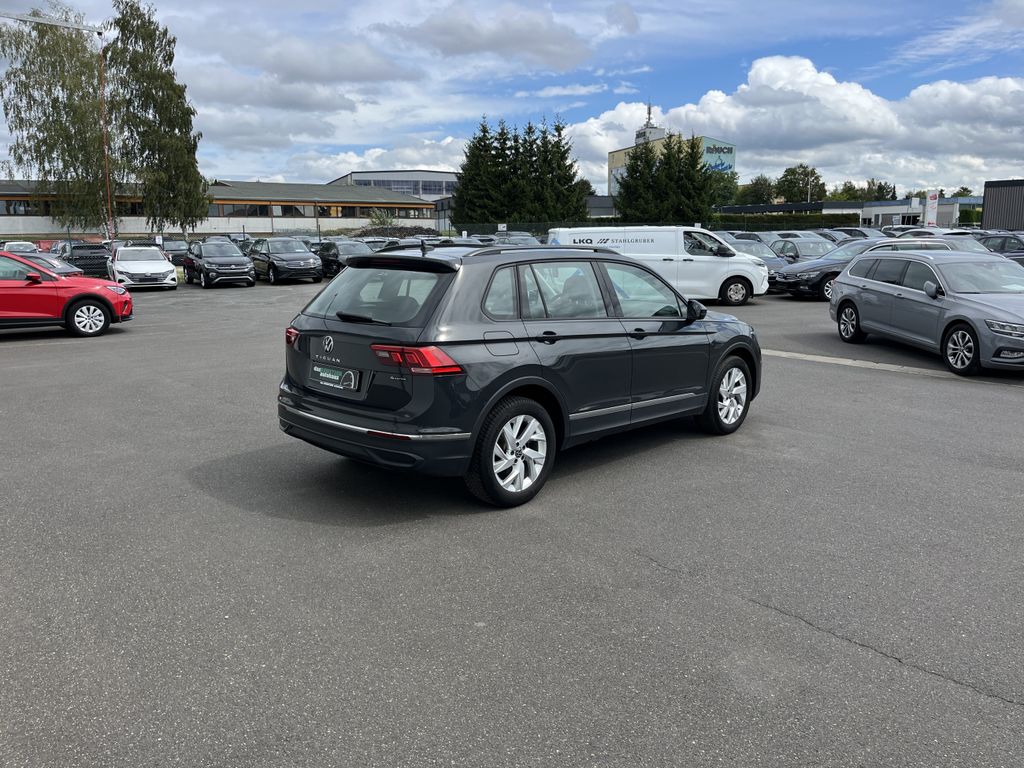Volkswagen Tiguan 2.0 TDI DSG 4Mo Life 8