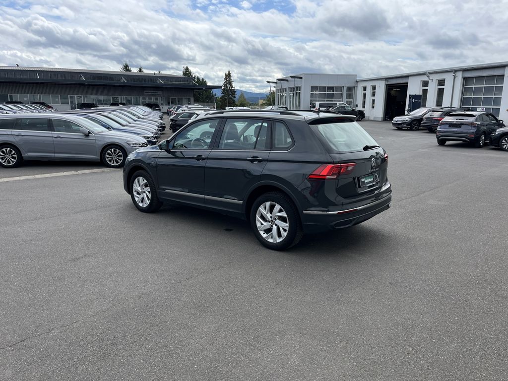 Volkswagen Tiguan 2.0 TDI DSG 4Mo Life 11