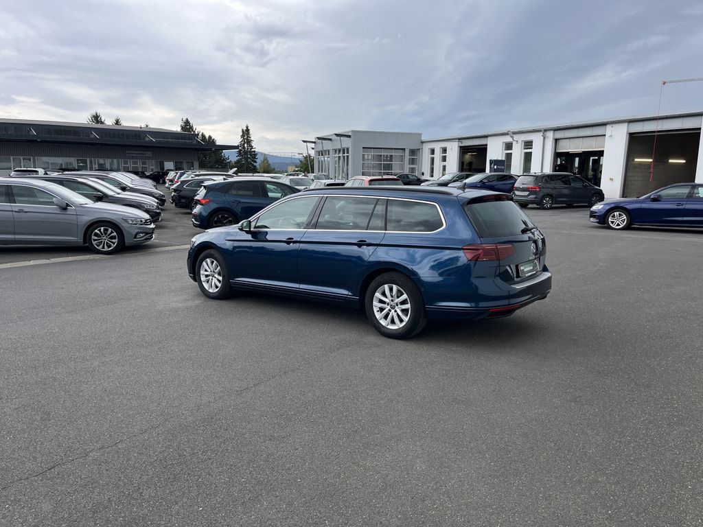Volkswagen Passat Variant 2.0 TDI DSG Business 11