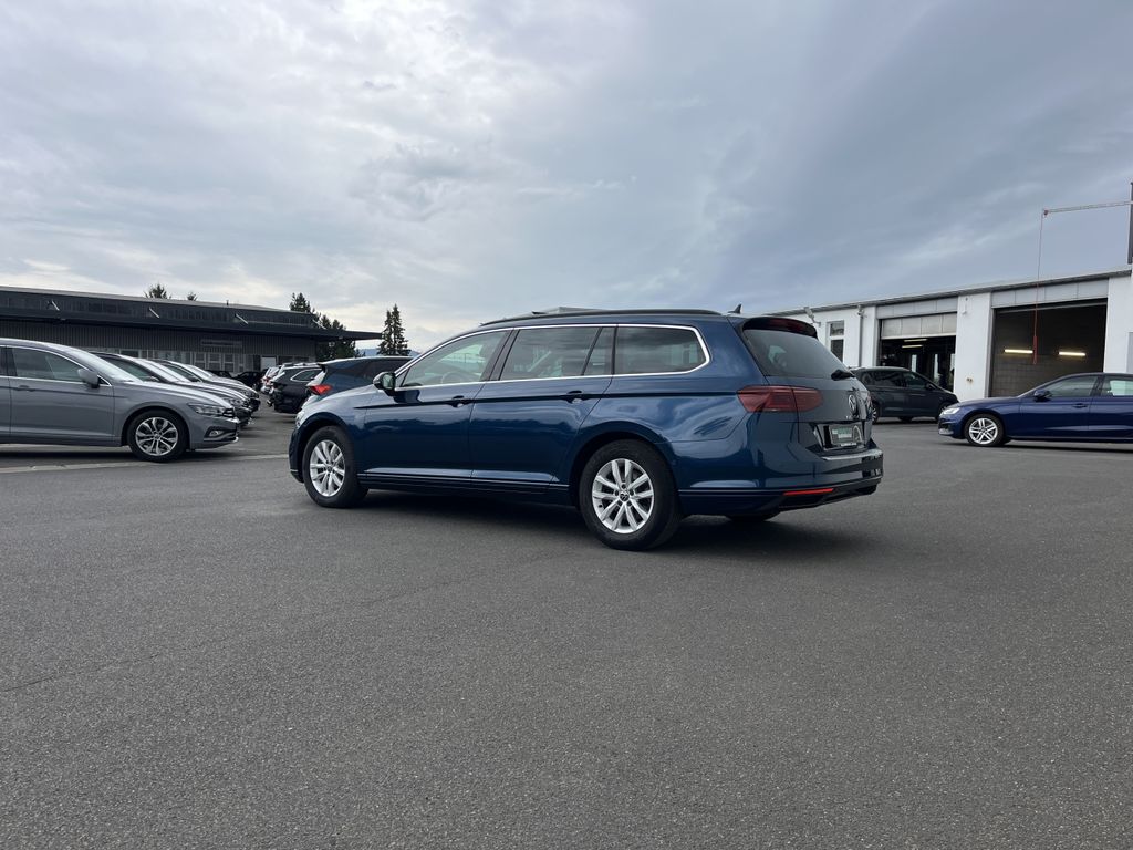 Volkswagen Passat Variant 2.0 TDI DSG Business 10