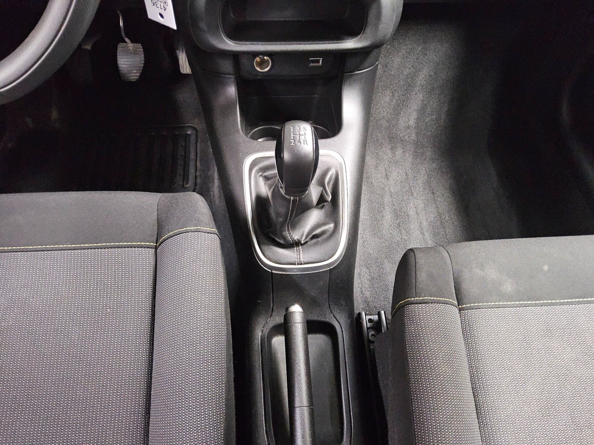 Citroën C3 1.2 PureTech Shine Bluetooth LED Shz PDC 6