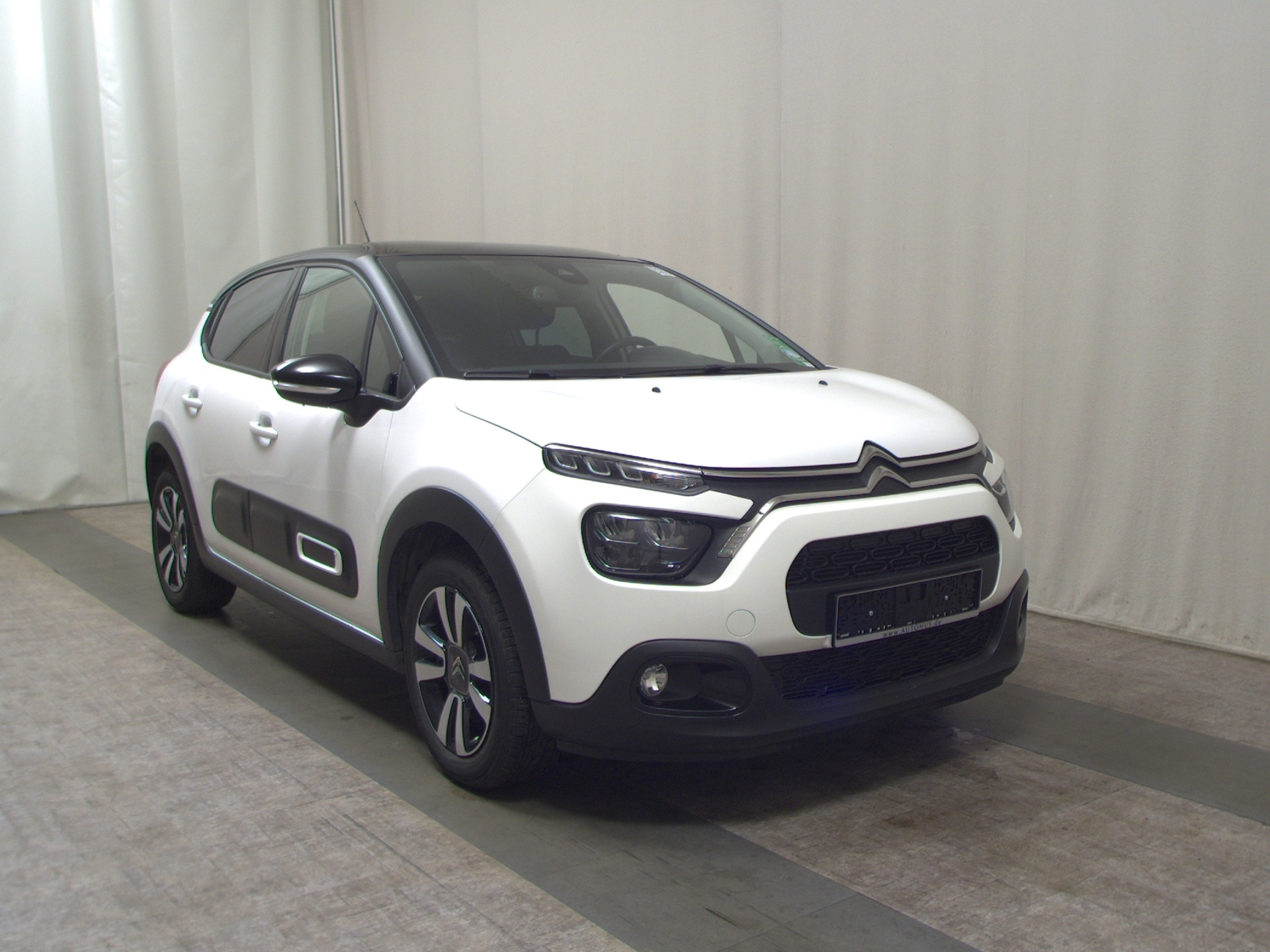 Citroën C3 1.2 PureTech Shine Bluetooth LED Shz PDC 3