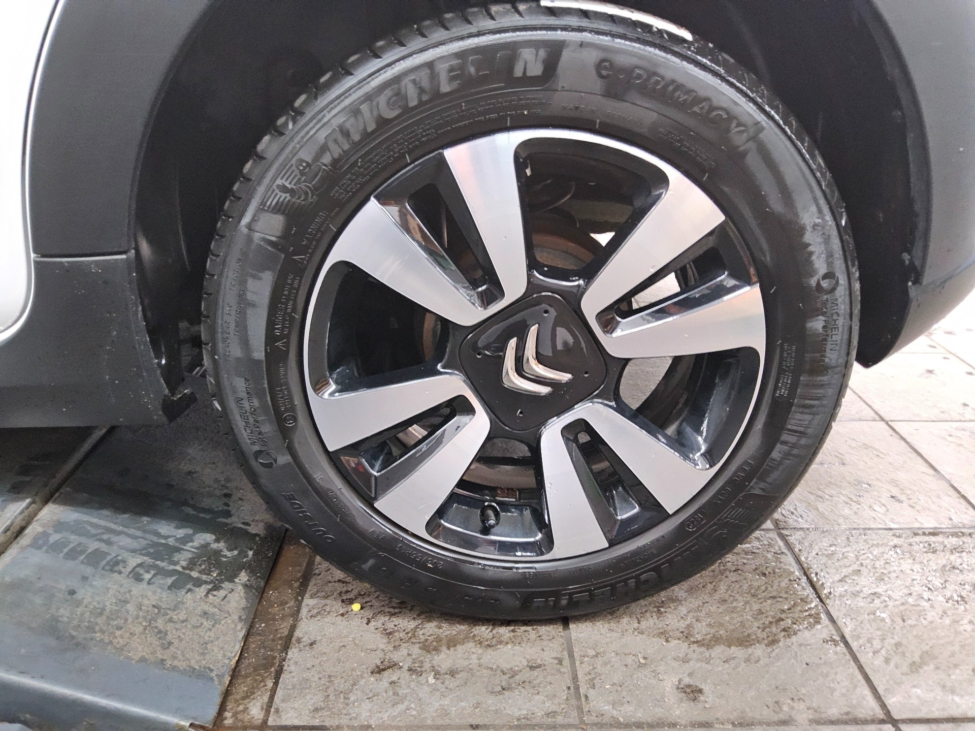 Citroën C3 1.2 PureTech Shine Shz PDC LED DAB 10