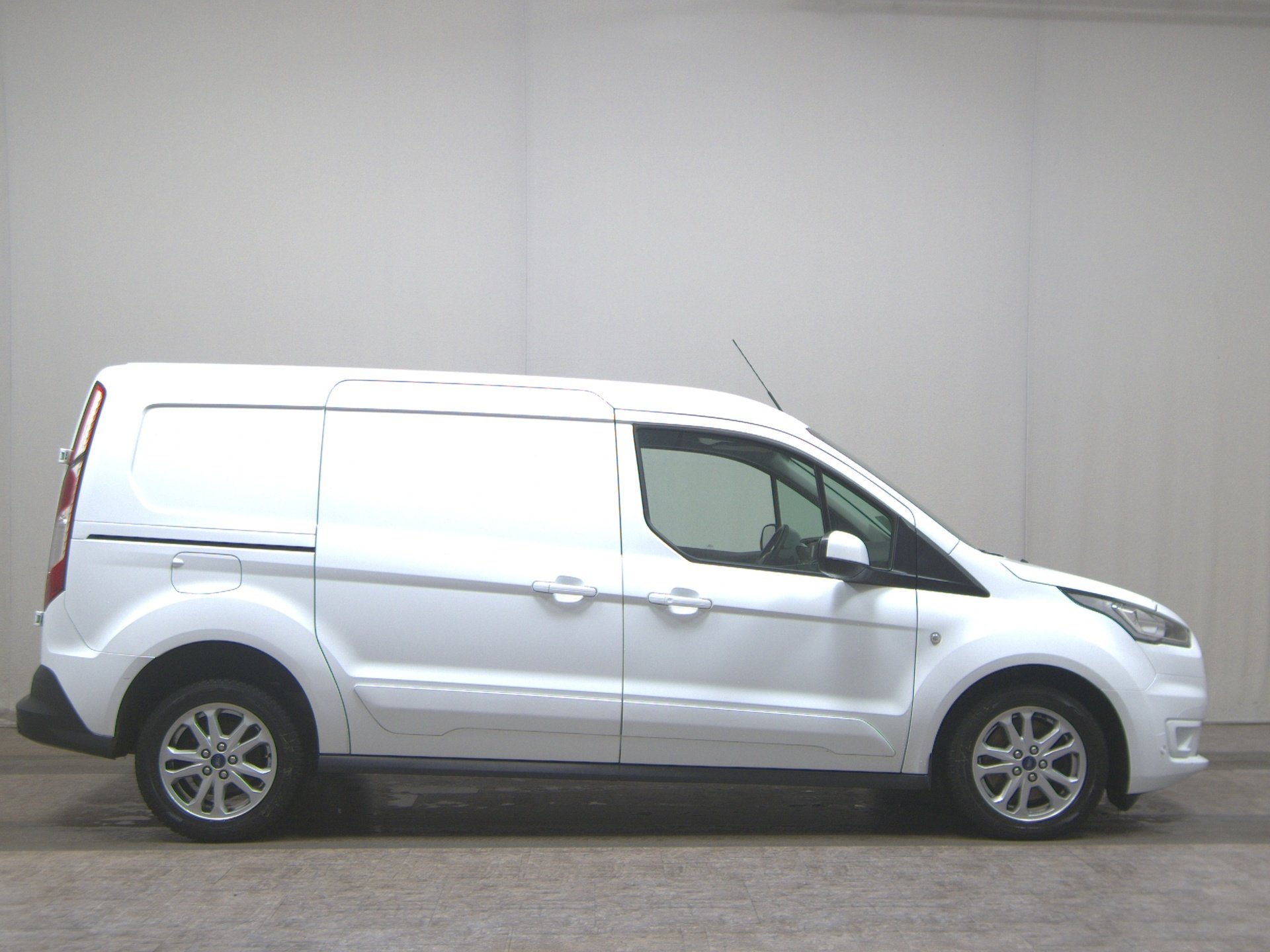 Ford Transit Connect 1.5 EB L2 Xenon PDC Shz Tempomat