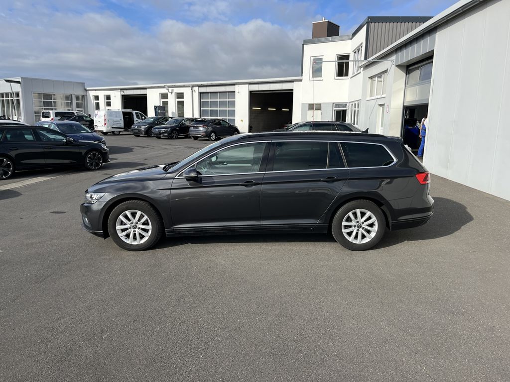 Volkswagen Passat Variant 2.0 TDI DSG Business 3