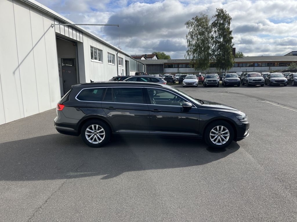 Volkswagen Passat Variant 2.0 TDI DSG Business 6