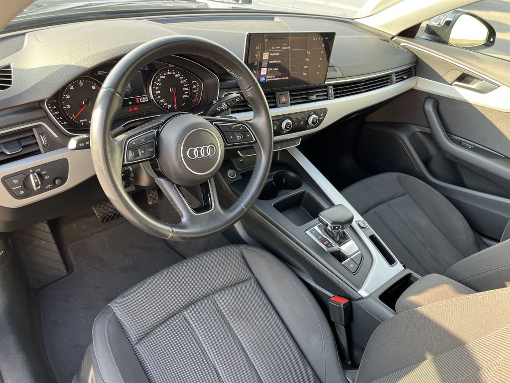 Audi A4 Avant 35 2.0 TFSI S tronic 11