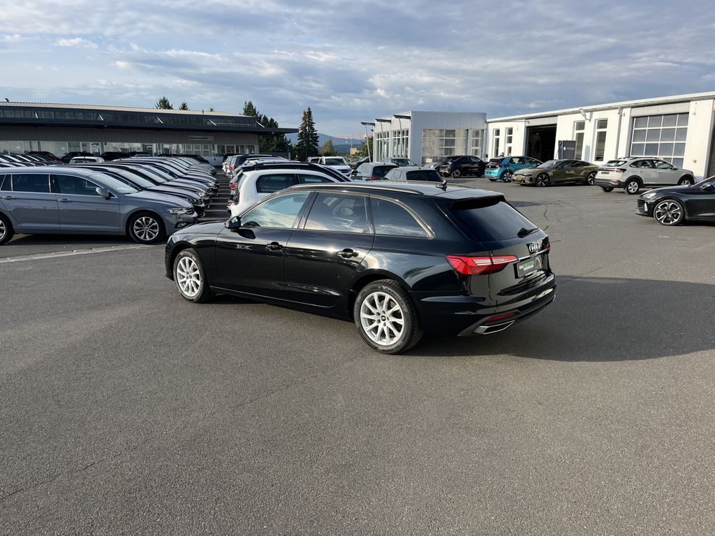 Audi A4 Avant 35 2.0 TFSI S tronic 10