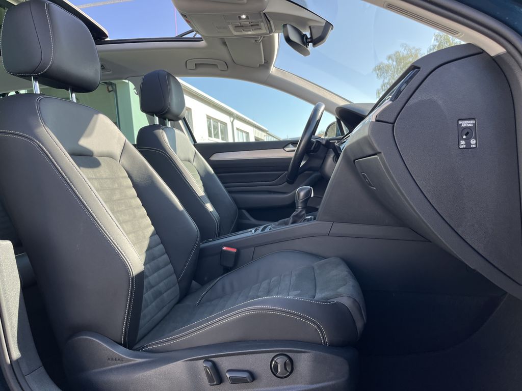 Volkswagen Passat Variant 2.0 TDI DSG Elegance 14