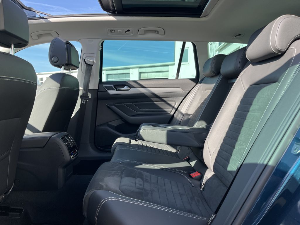 Volkswagen Passat Variant 2.0 TDI DSG Elegance 16