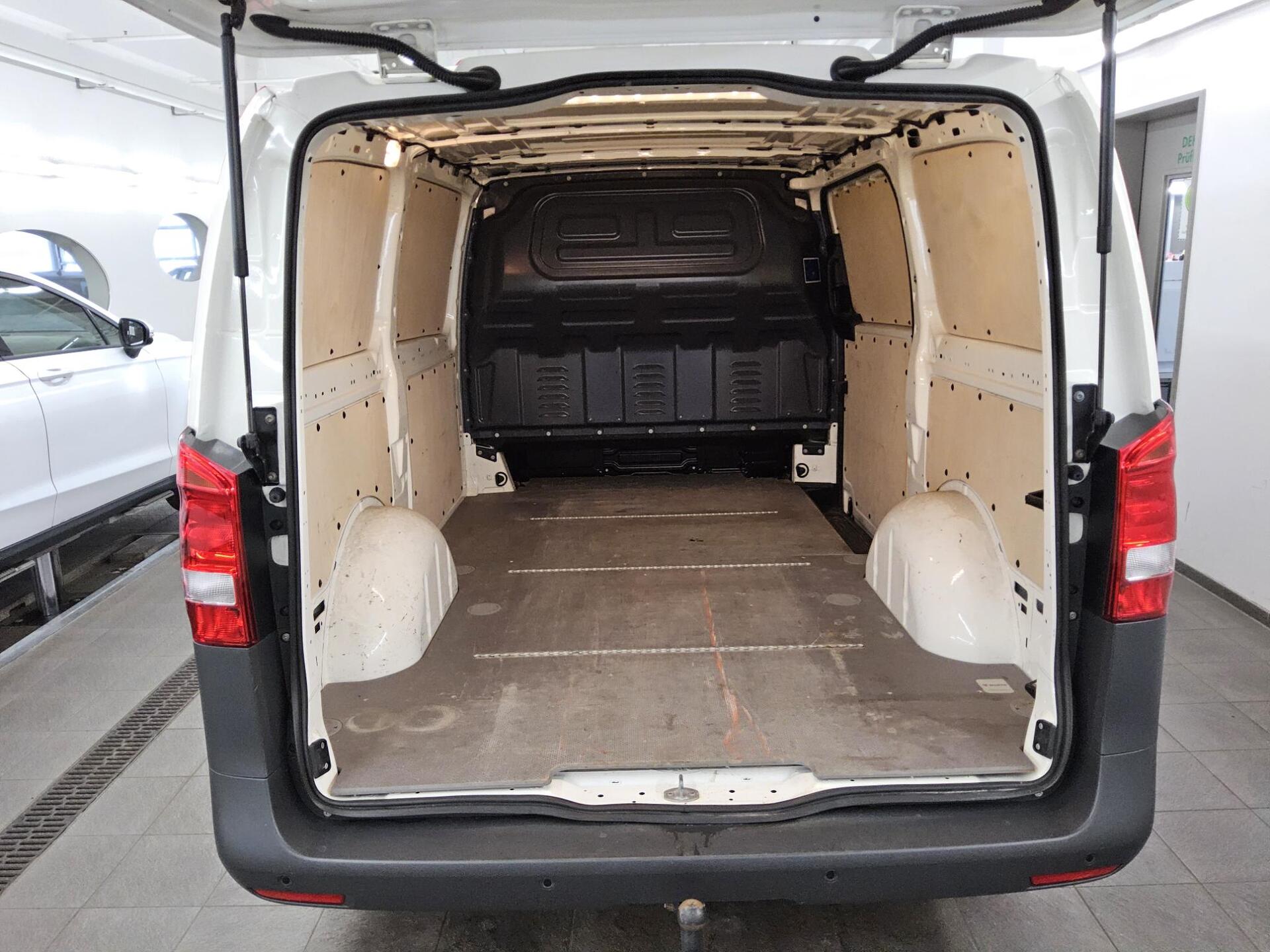 Mercedes-Benz Vito-116 CDI Kasten lang Navi DAB AHK RFK 11