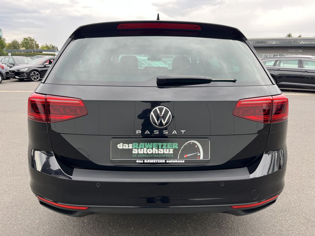 Volkswagen Passat Variant 2.0 TDI DSG Business 9