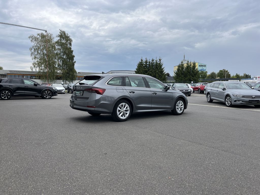 Skoda Octavia Combi 2.0 TDI Style 7